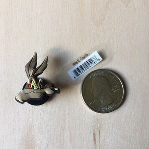 Looney Tunes Authentic Crocs Jibbitz Wile E Coyote